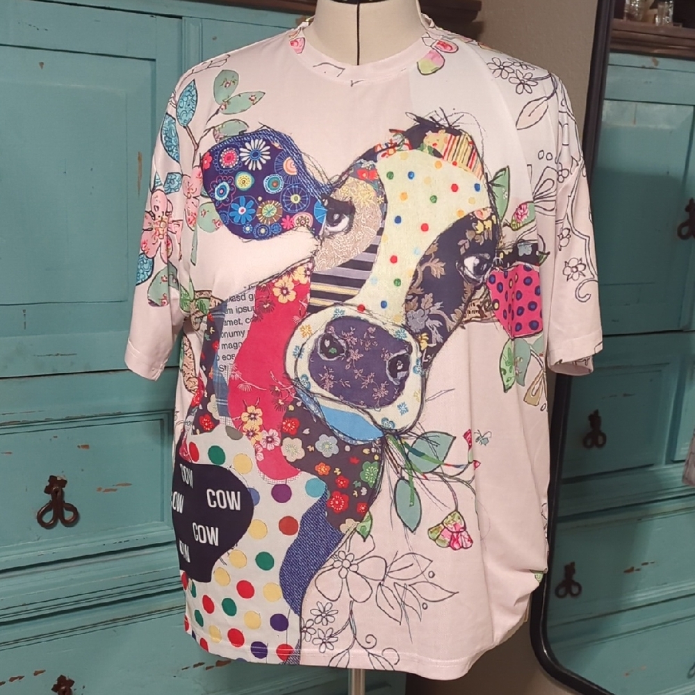 Floral Cow Graphic Short Sleeve Tee